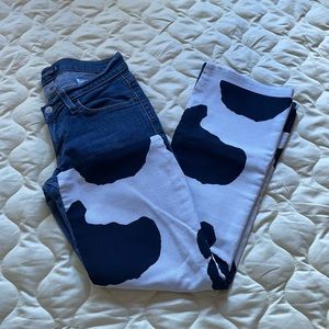LEVIS ‘too low’ 524 cow print jeans size 5